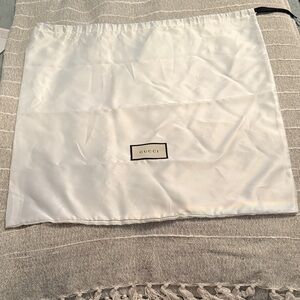Gucci Ivory Dust bag silky